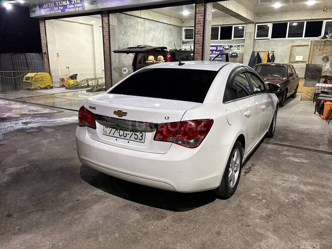Chevrolet Cruze 2011, 386,722 km - 1.4 л - Bakı