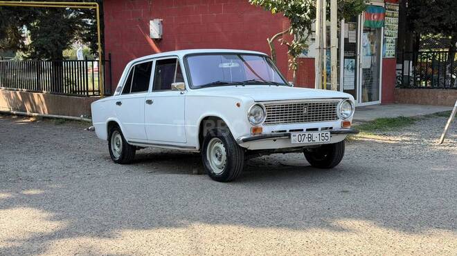 LADA (VAZ) 2101 1981, 83,000 km - 1.3 л - Astara