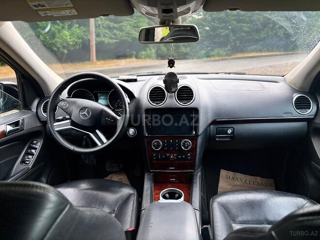 Mercedes GL 500 4MATIC 2009, 290,000 km - 5.5 л - Quba