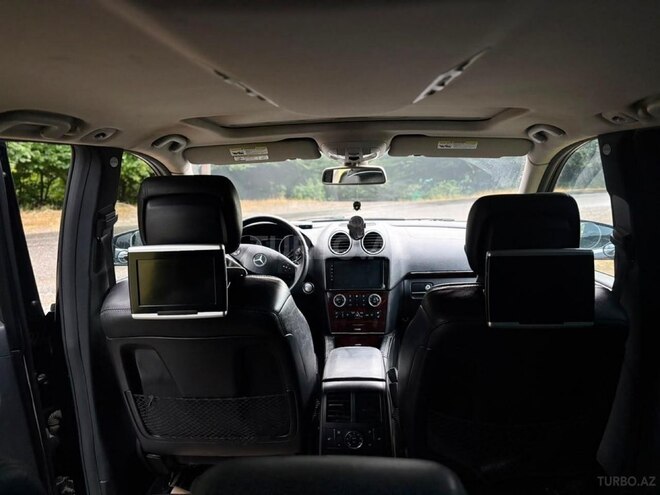 Mercedes GL 500 4MATIC 2009, 290,000 km - 5.5 л - Quba
