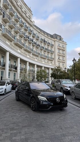 Mercedes C 300 2015, 225,000 km - 2.0 л - Bakı