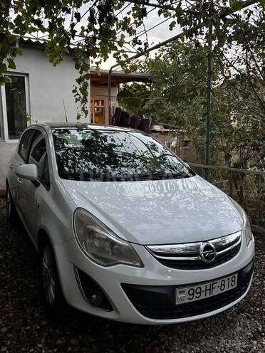 Opel Corsa 2013, 187,000 km - 1.4 l - Bakı