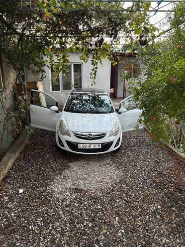 Opel Corsa 2013, 187,000 km - 1.4 l - Bakı