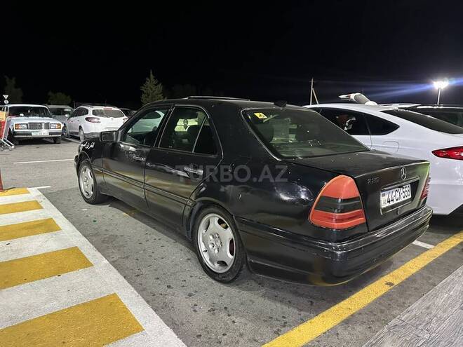 Mercedes C 220 1995, 319,218 km - 2.2 l - Şamaxı