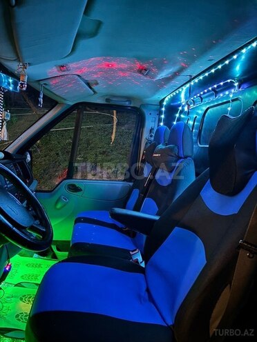 Ford Transit 2009, 548,786 km - 2.2 л - Lerik
