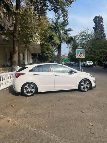 Hyundai i30 2012, 200,320 km - 1.6 l - Masallı