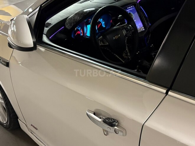 Chevrolet Cruze 2014, 304,575 km - 1.4 л - Şəmkir