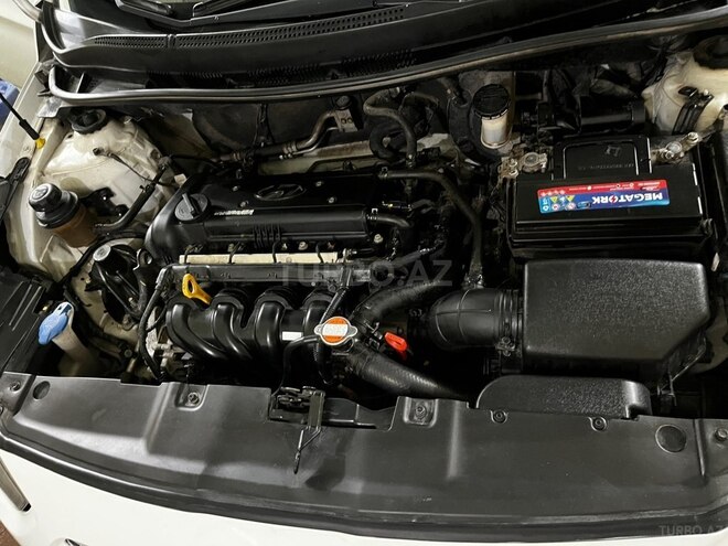 Hyundai Accent 2013, 230,000 km - 1.4 л - Bakı
