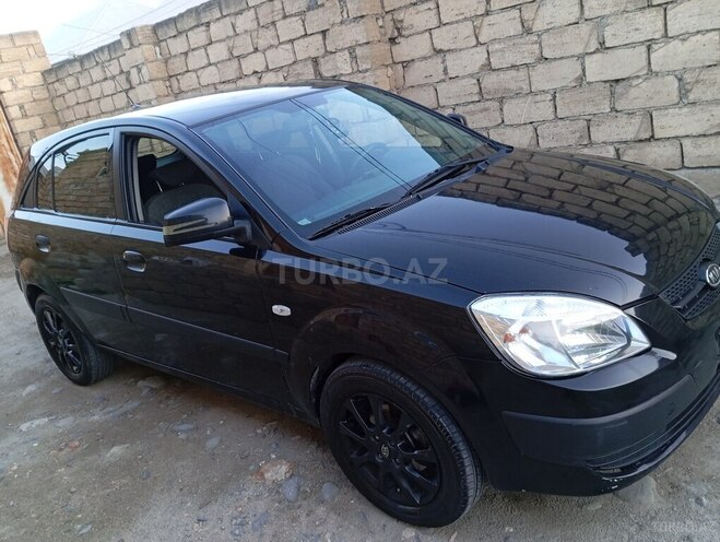 Kia Rio 2009, 250,000 km - 1.4 l - Gəncə