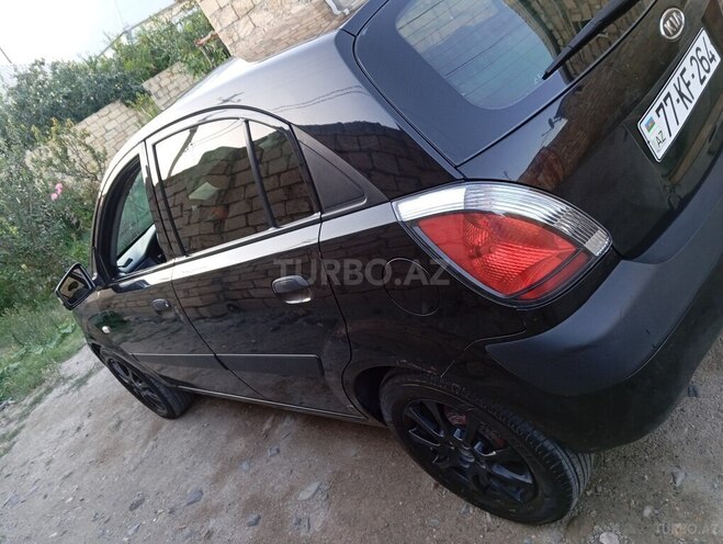 Kia Rio 2009, 250,000 km - 1.4 l - Gəncə