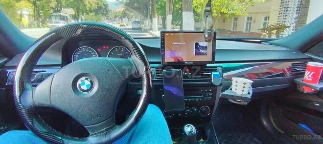 BMW 320 2006, 245,875 km - 2.0 л - Zaqatala