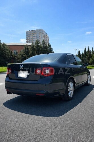 Volkswagen Jetta 2007, 100,000 km - 2.5 l - Bakı