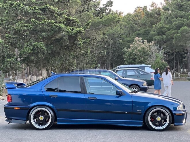 BMW 320 1998, 250,000 km - 2.0 l - Sumqayıt