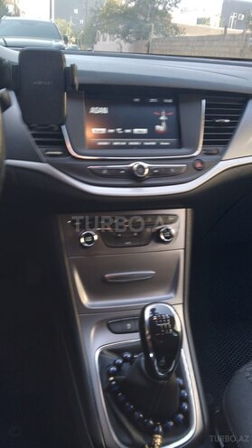 Opel Astra 2018, 273,000 km - 1.6 l - Sumqayıt