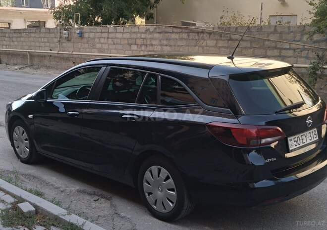 Opel Astra 2018, 273,000 km - 1.6 l - Sumqayıt