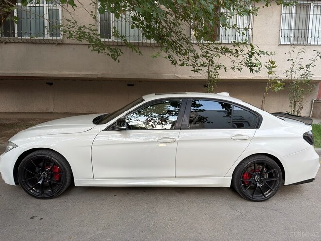 BMW 330 2015, 160,000 km - 2.0 l - Bakı