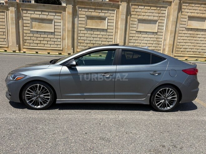 Hyundai Elantra 2018, 111,000 km - 1.6 l - Bakı