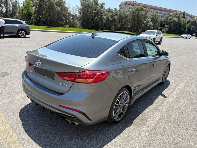 Hyundai Elantra 2018, 111,000 km - 1.6 l - Bakı