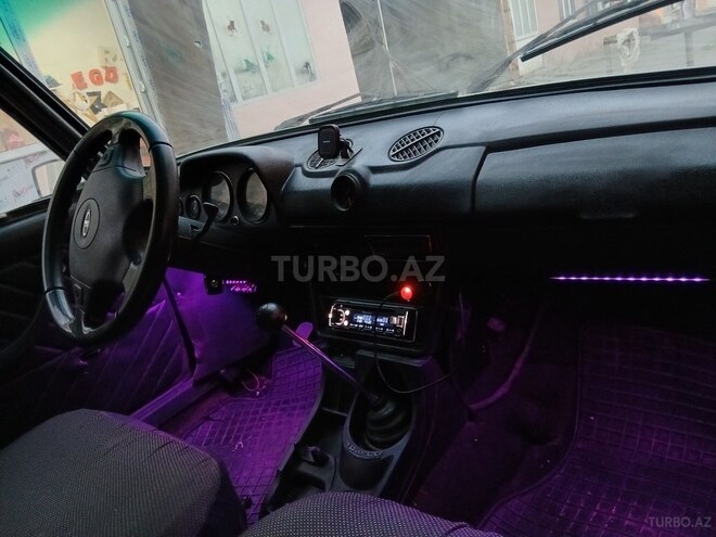 LADA (VAZ) 2106 1984, 92,412 km - 1.5 l - Quba