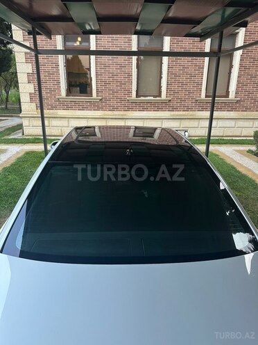 Audi A8 2011, 267,000 km - 4.0 l - Bakı