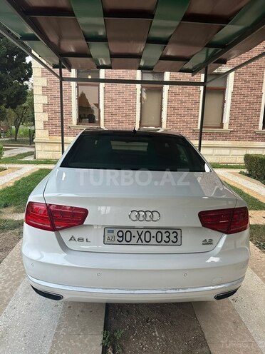 Audi A8 2011, 267,000 km - 4.0 l - Bakı