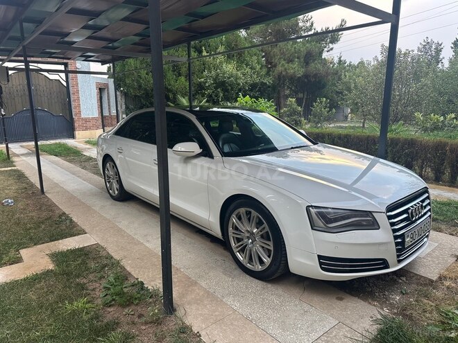 Audi A8 2011, 267,000 km - 4.0 l - Bakı