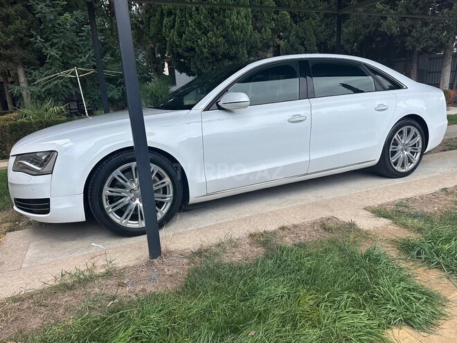 Audi A8 2011, 267,000 km - 4.0 l - Bakı