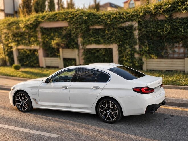 BMW 530e 2018, 135,000 km - 2.0 л - Bakı