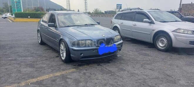 BMW 320 1998, 400,000 km - 2.0 l - Zaqatala