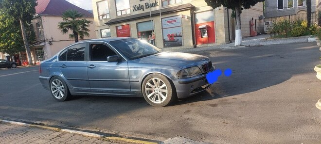 BMW 320 1998, 400,000 km - 2.0 l - Zaqatala
