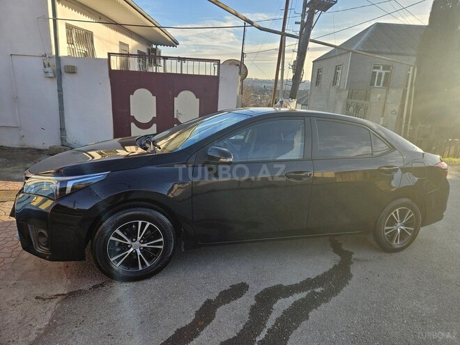 Toyota Corolla 2014, 330,000 km - 1.6 l - Bakı