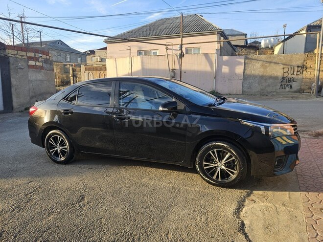 Toyota Corolla 2014, 330,000 km - 1.6 l - Bakı