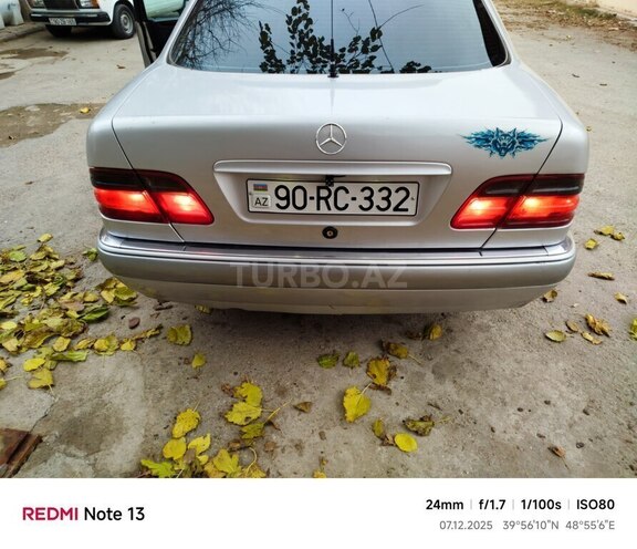 Mercedes E 230 1996, 260,000 km - 2.3 l - Şirvan