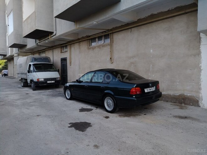 BMW 528 1996, 126,000 km - 2.8 l - Bakı