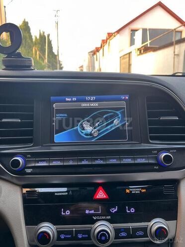 Hyundai Elantra 2020, 74,500 km - 2.0 l - Bakı