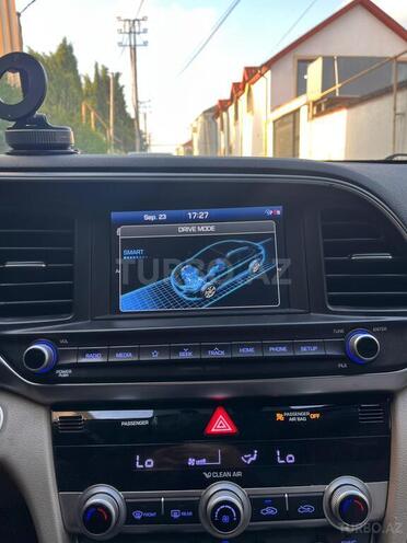 Hyundai Elantra 2020, 74,500 km - 2.0 l - Bakı