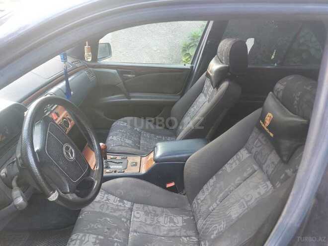 Mercedes E 200 1995, 599,401 km - 2.0 l - Lənkəran
