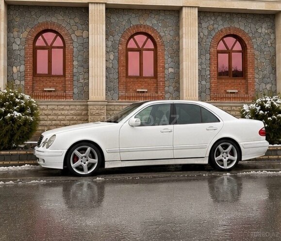 Mercedes E 240 2001, 411,000 km - 2.4 l - Şəmkir