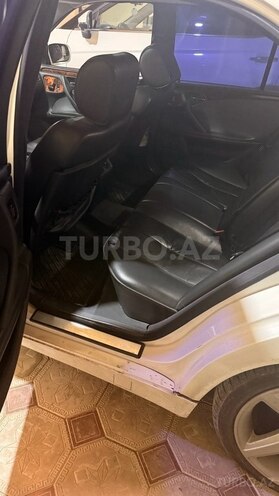 Mercedes E 240 2001, 411,000 km - 2.4 l - Şəmkir