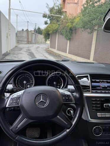 Mercedes ML 350 4MATIC 2013, 140,000 km - 3.5 l - Bakı