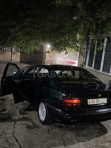 BMW 528 1996, 348,000 km - 2.8 l - Bakı