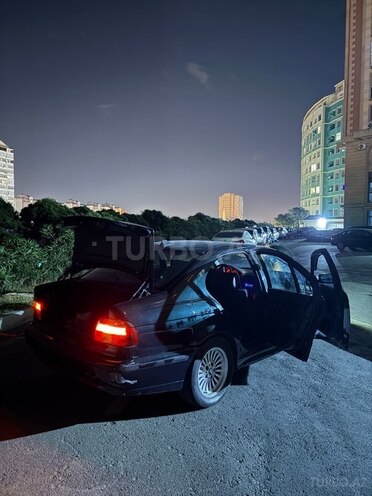 BMW 528 1996, 348,000 km - 2.8 l - Bakı
