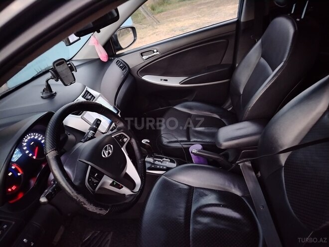 Hyundai Accent 2012, 350,000 km - 1.6 l - Qusar