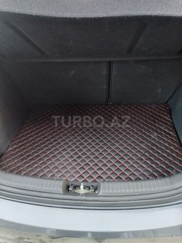 Hyundai Accent 2012, 350,000 km - 1.6 l - Qusar