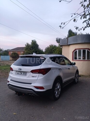Hyundai Santa Fe 2017, 227,000 km - 2.0 l - Masallı