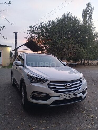 Hyundai Santa Fe 2017, 227,000 km - 2.0 l - Masallı