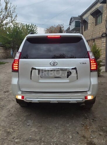 Toyota Land Cruiser Prado 2012, 184,000 km - 2.7 l - Yevlax