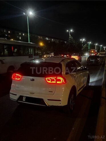 Kia Niro 2017, 282,000 km - 1.6 л - Bakı