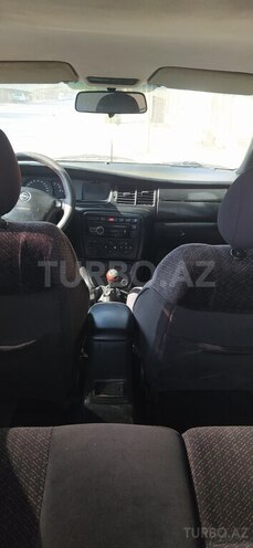 Opel Vectra 1997, 258,480 km - 2.0 l - Biləsuvar