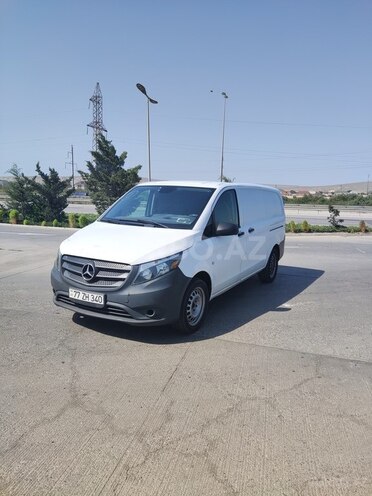 Mercedes  2017, 280,000 km - 2.0 л - Bakı